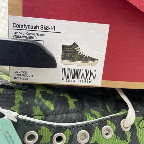 Vans Men’s Comfycush Sk8-Hi Leopard Cactus Scarab Sneakers VN0A3WMB9L9